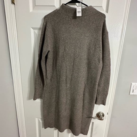 Ann Taylor Dresses & Skirts - NWT Ann Taylor Sweater Dress, so soft and beautiful